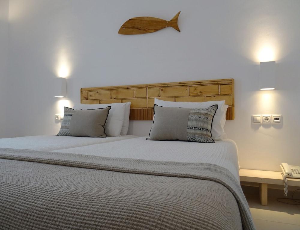 Paros Bay Hotell Parasporos Eksteriør bilde