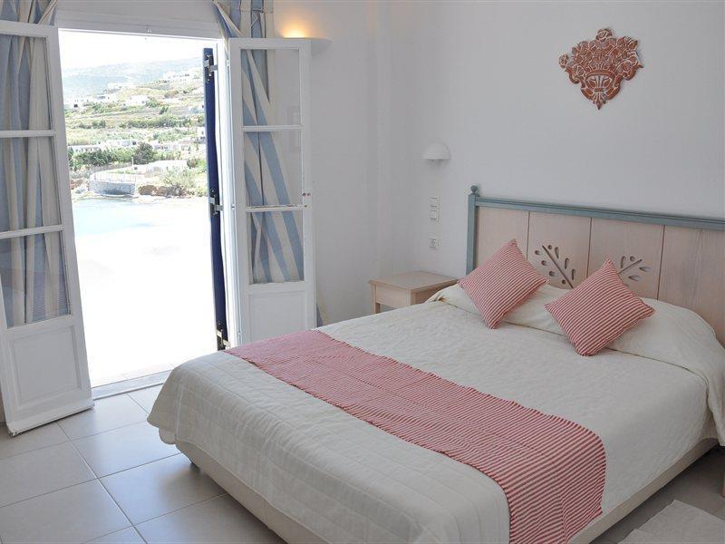 Paros Bay Hotell Parasporos Eksteriør bilde