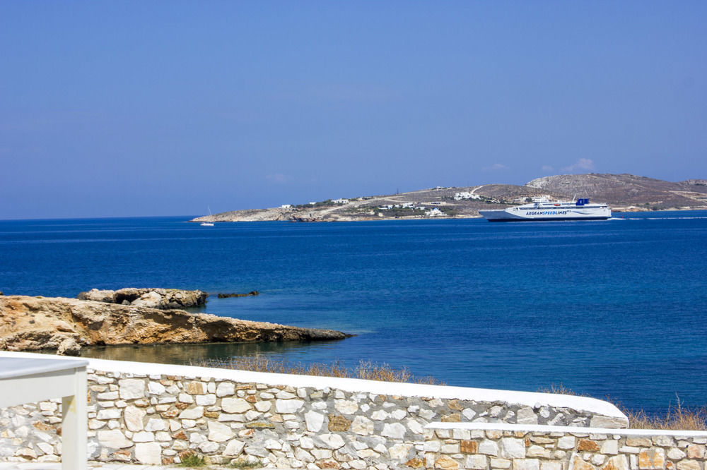 Paros Bay Hotell Parasporos Eksteriør bilde